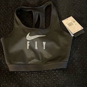 Nike fit Razorback sports bra and black with white check